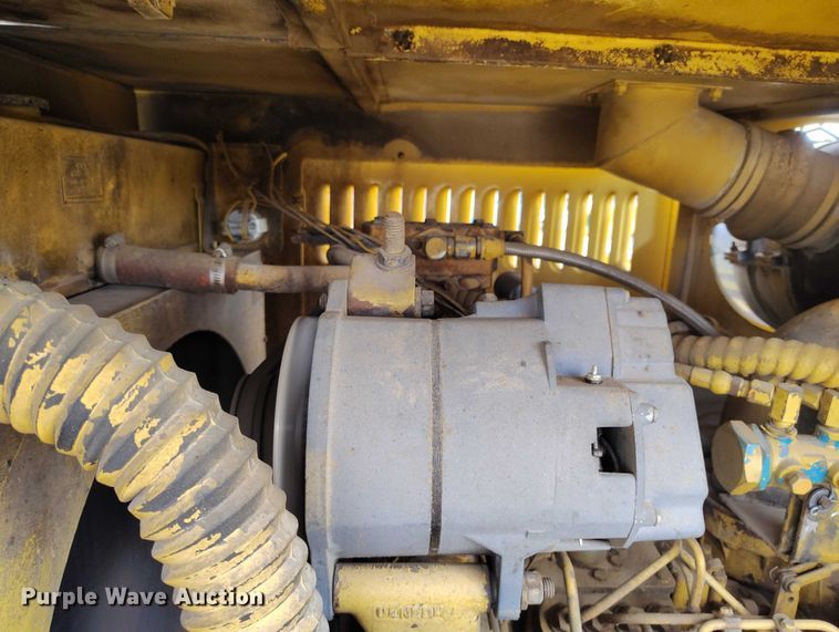 image for item EC8983 1993 Grove RT745 crane