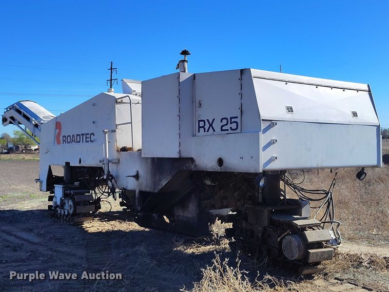 image for item EC8984 1991 Roadtec RX-25 milling machine
