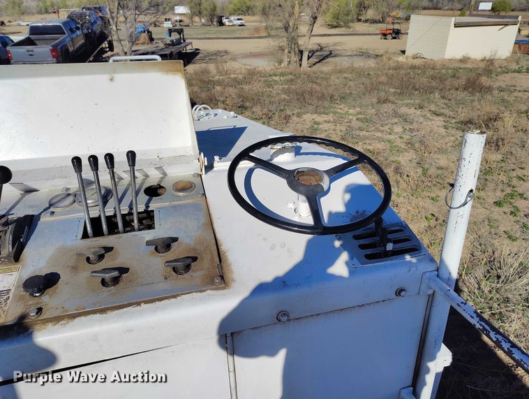 image for item EC8984 1991 Roadtec RX-25 milling machine