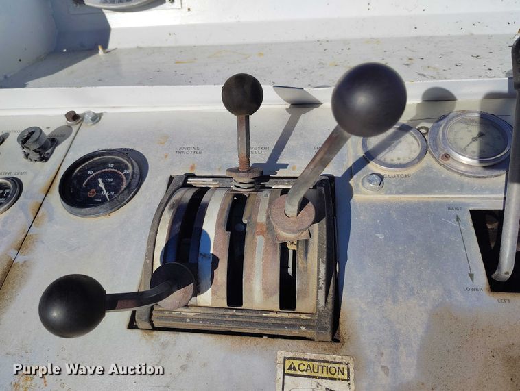 image for item EC8984 1991 Roadtec RX-25 milling machine