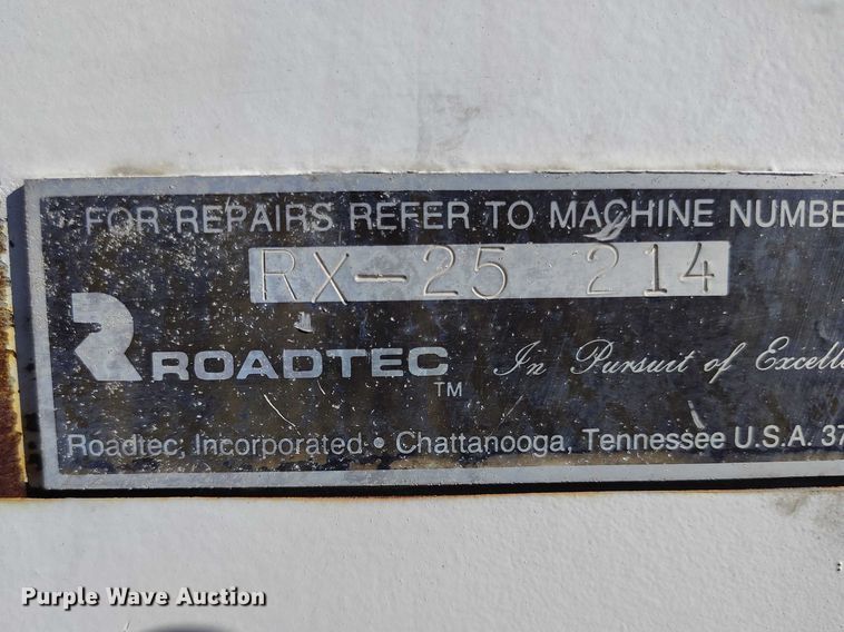 image for item EC8984 1991 Roadtec RX-25 milling machine