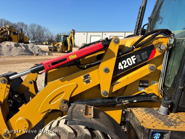 image for item ED2449 2015 Caterpillar 420F2 IT backhoe