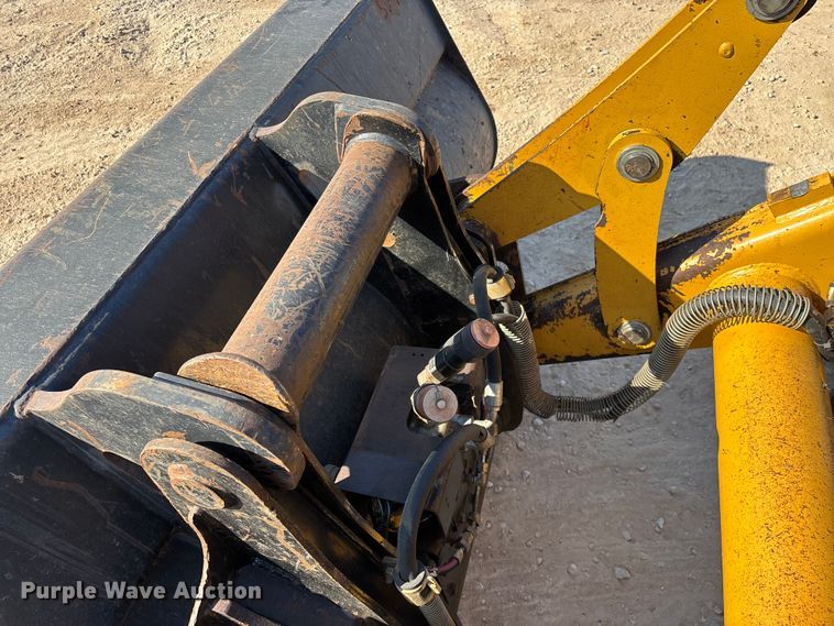 image for item ED2449 2015 Caterpillar 420F2 IT backhoe