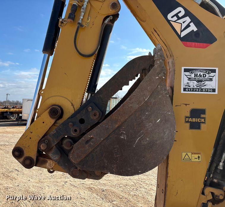 image for item ED2449 2015 Caterpillar 420F2 IT backhoe