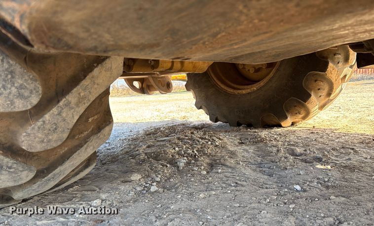 image for item ED2449 2015 Caterpillar 420F2 IT backhoe