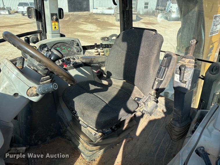 image for item ED2449 2015 Caterpillar 420F2 IT backhoe
