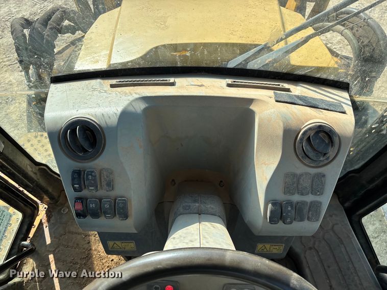 image for item ED2449 2015 Caterpillar 420F2 IT backhoe