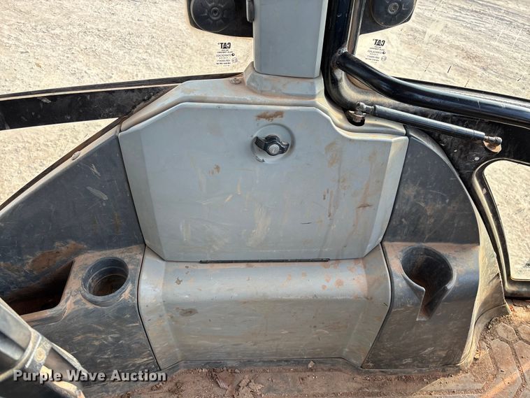image for item ED2449 2015 Caterpillar 420F2 IT backhoe