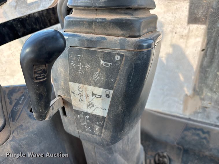 image for item ED2449 2015 Caterpillar 420F2 IT backhoe