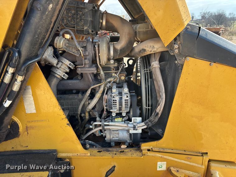 image for item ED2449 2015 Caterpillar 420F2 IT backhoe