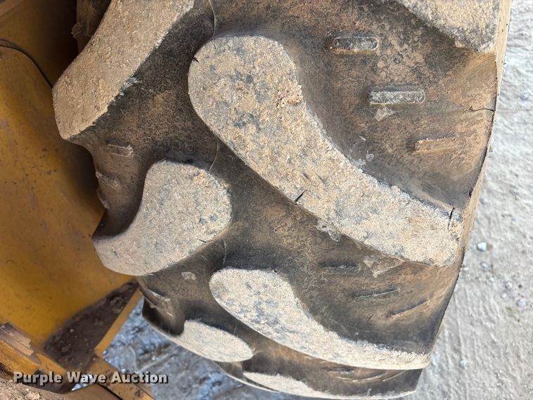 image for item ED2449 2015 Caterpillar 420F2 IT backhoe