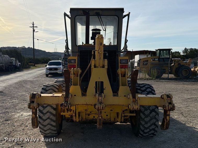 image for item ED5179 2000 New Holland RG170 motor grader