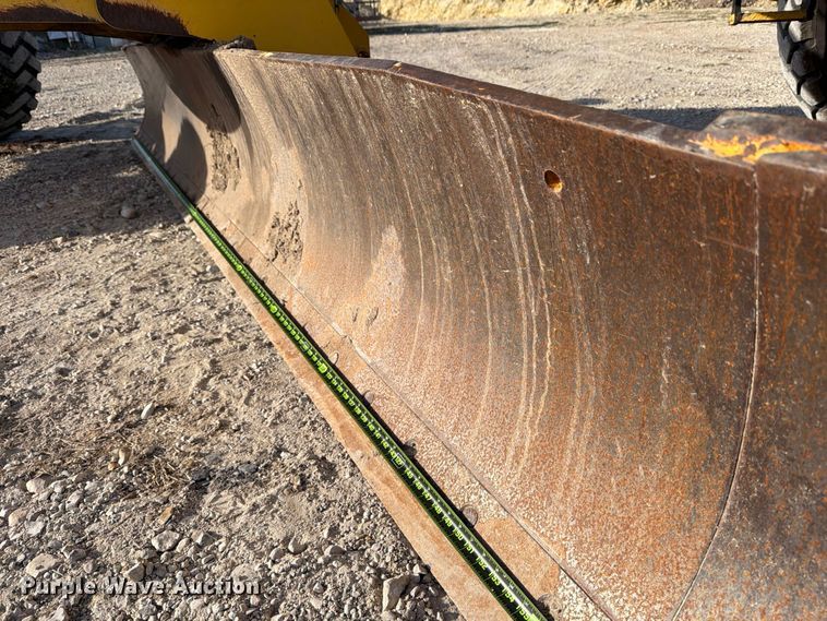 image for item ED5179 2000 New Holland RG170 motor grader