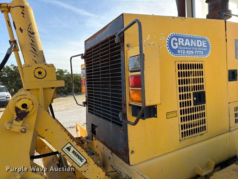 image for item ED5179 2000 New Holland RG170 motor grader