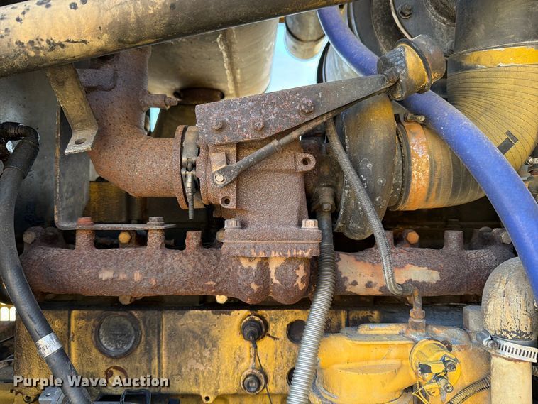 image for item ED5179 2000 New Holland RG170 motor grader