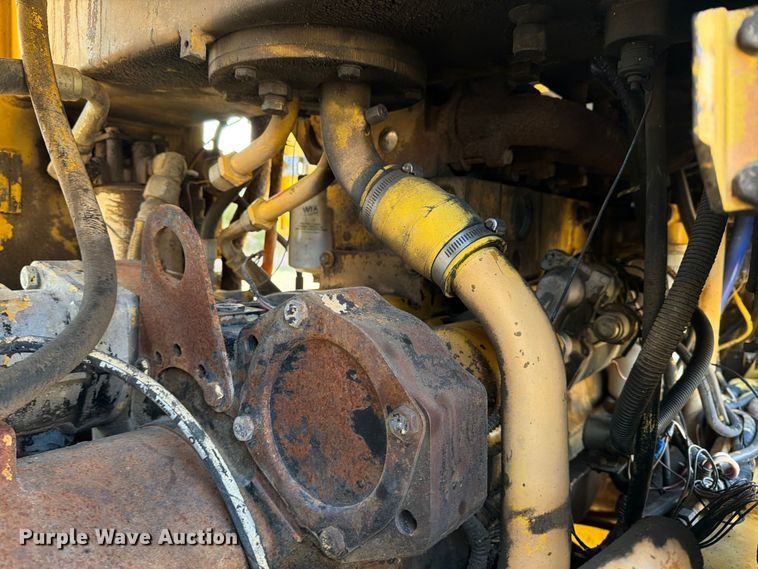 image for item ED5179 2000 New Holland RG170 motor grader