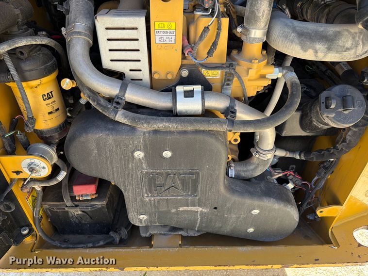 image for item ED5181 2019 Caterpillar 259D tracked skid steer loader