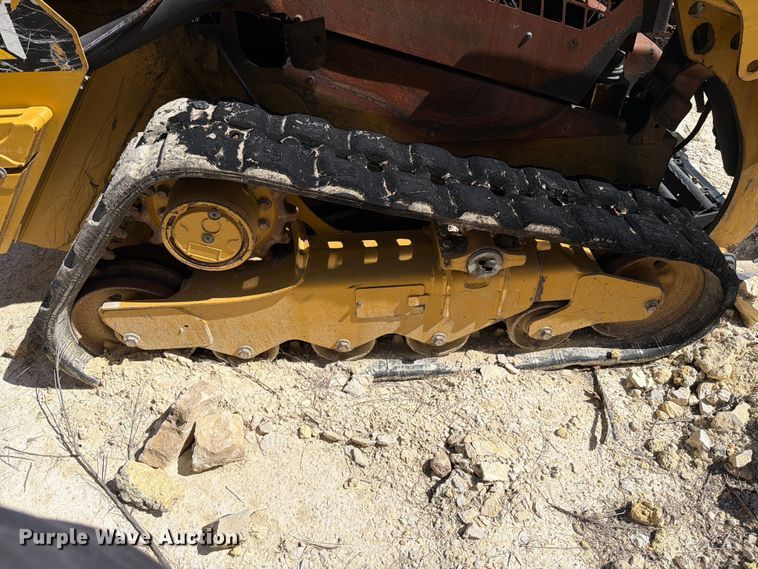 image for item ED5181 2019 Caterpillar 259D tracked skid steer loader