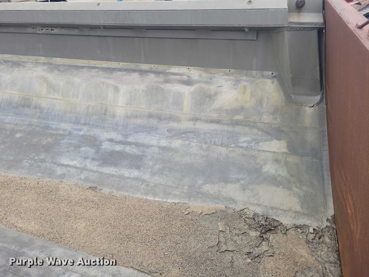 image for item EE0911 1992 Alumatech end dump trailer