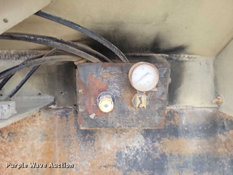 image for item EE0911 1992 Alumatech end dump trailer