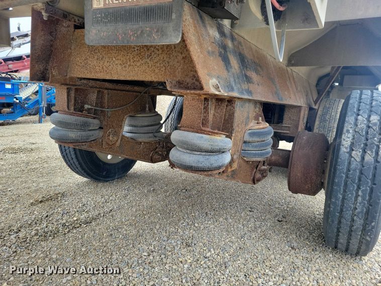 image for item EE0911 1992 Alumatech end dump trailer