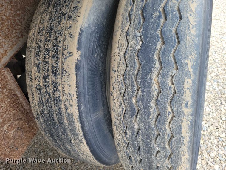 image for item EE0911 1992 Alumatech end dump trailer