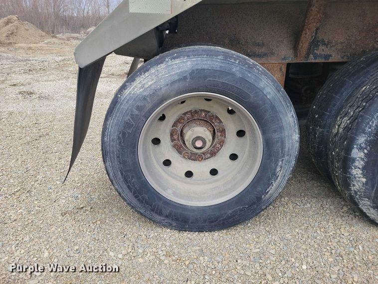 image for item EE0911 1992 Alumatech end dump trailer