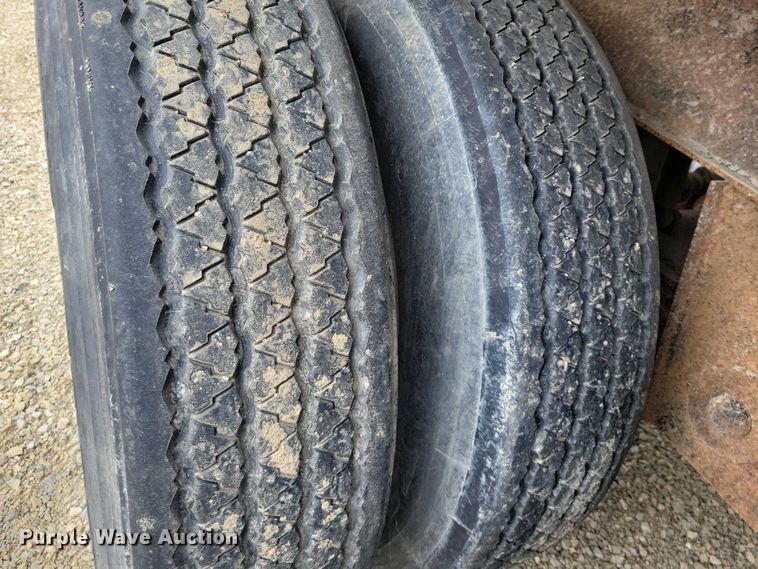 image for item EE0911 1992 Alumatech end dump trailer