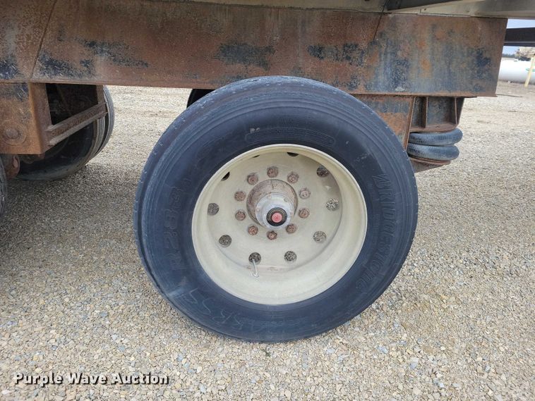 image for item EE0911 1992 Alumatech end dump trailer