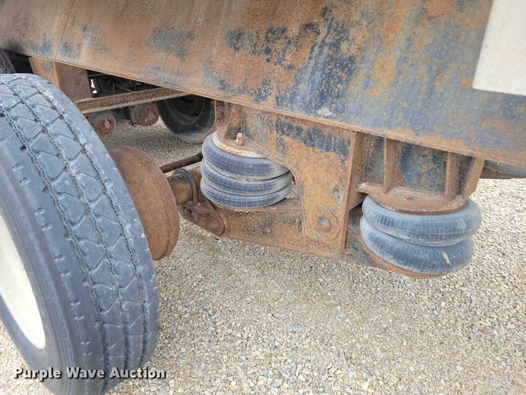 image for item EE0911 1992 Alumatech end dump trailer