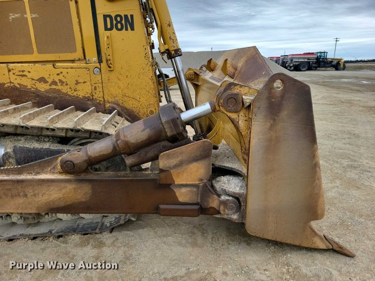 image for item EE0913 1991 Caterpillar D8N dozer