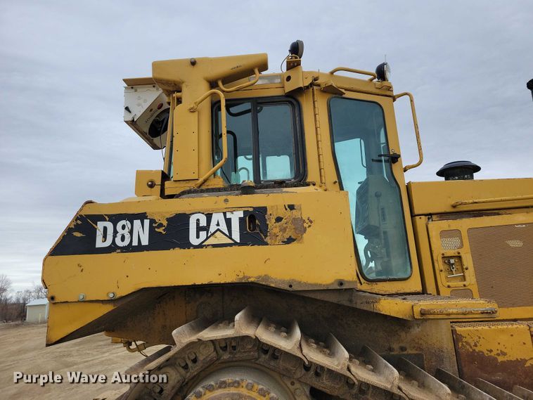 image for item EE0913 1991 Caterpillar D8N dozer