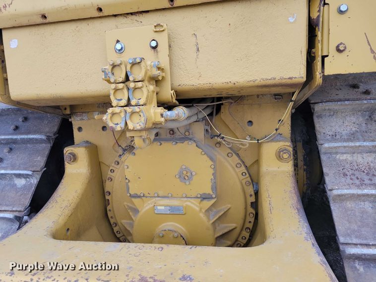 image for item EE0913 1991 Caterpillar D8N dozer