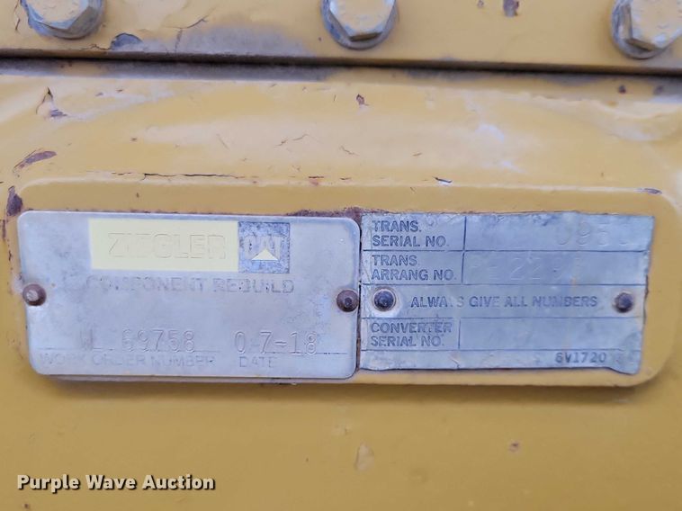 image for item EE0913 1991 Caterpillar D8N dozer