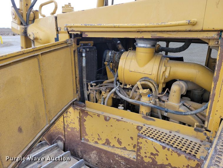 image for item EE0913 1991 Caterpillar D8N dozer