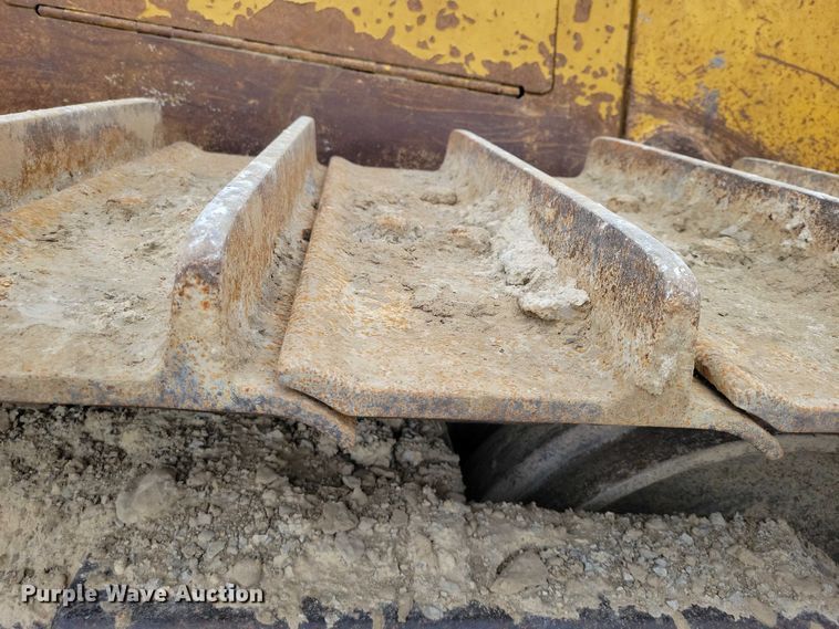 image for item EE0913 1991 Caterpillar D8N dozer