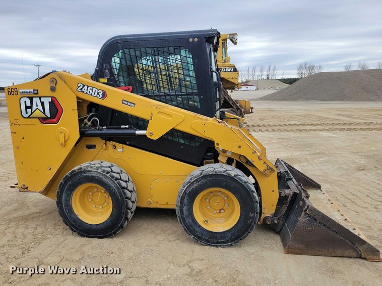 image for item EE0914 2020 Caterpillar 246D3 skid steer loader