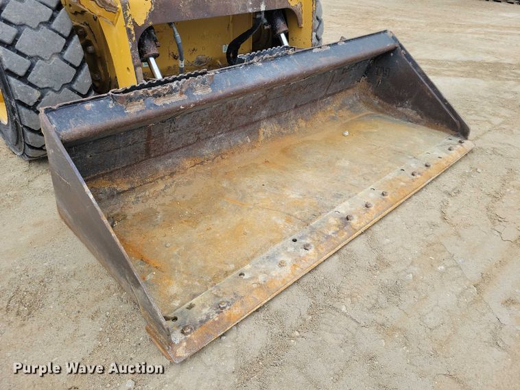 image for item EE0914 2020 Caterpillar 246D3 skid steer loader