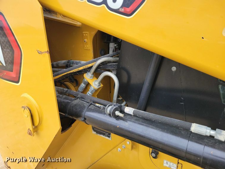 image for item EE0914 2020 Caterpillar 246D3 skid steer loader