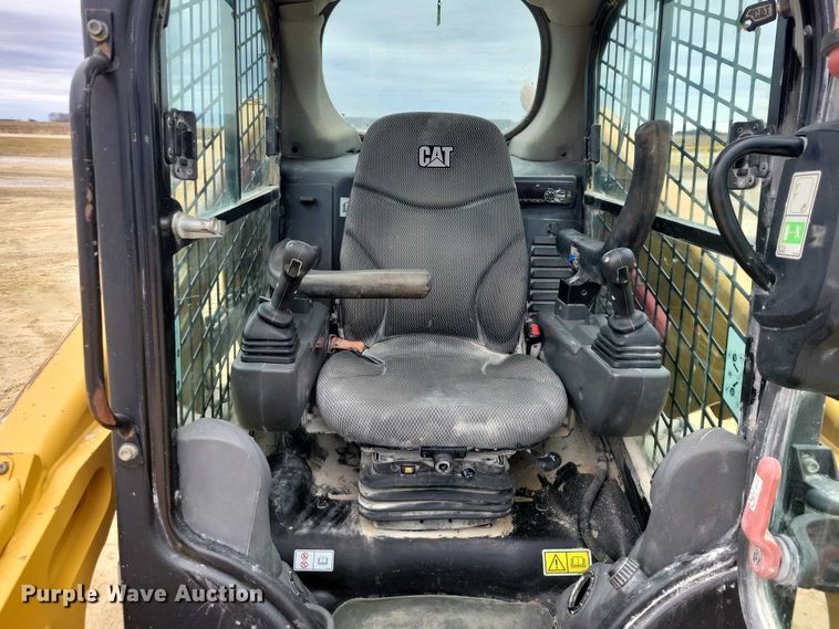 image for item EE0914 2020 Caterpillar 246D3 skid steer loader