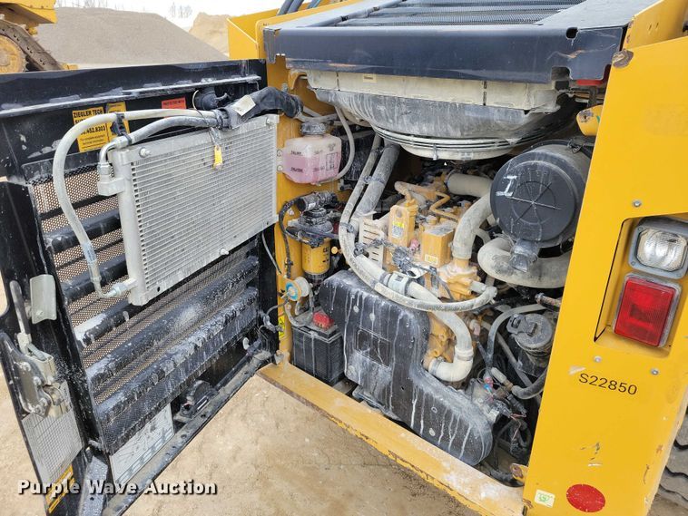 image for item EE0914 2020 Caterpillar 246D3 skid steer loader