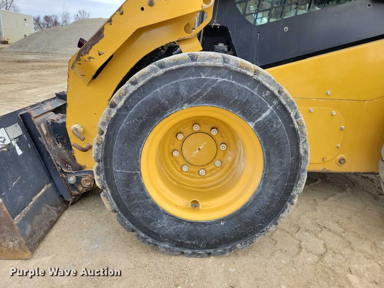 image for item EE0914 2020 Caterpillar 246D3 skid steer loader