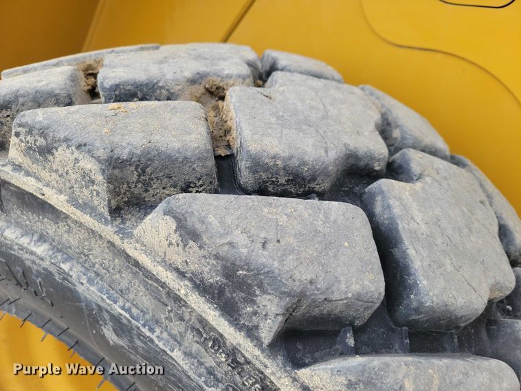 image for item EE0914 2020 Caterpillar 246D3 skid steer loader