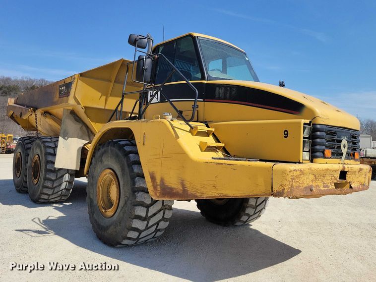 image for item EE0916 2004 Caterpillar 740 articulated haul truck