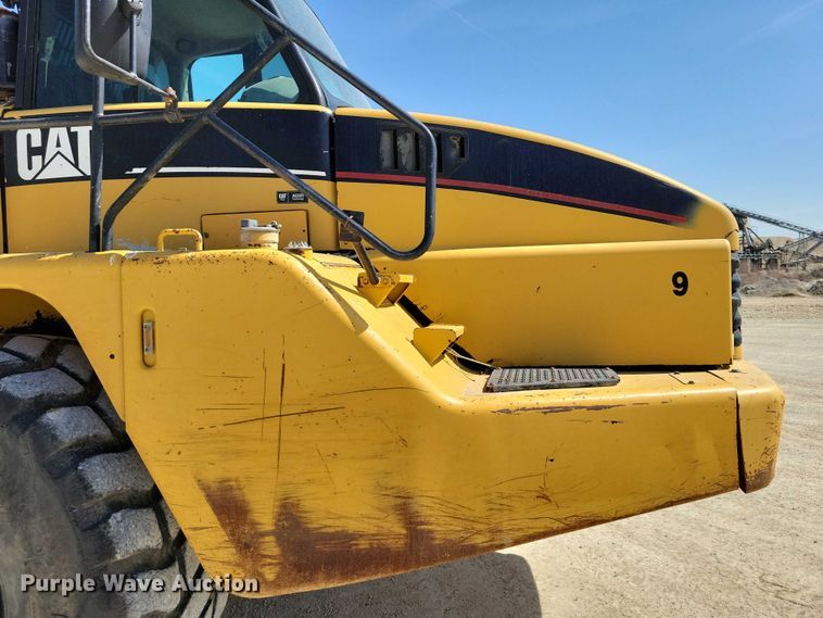 image for item EE0916 2004 Caterpillar 740 articulated haul truck