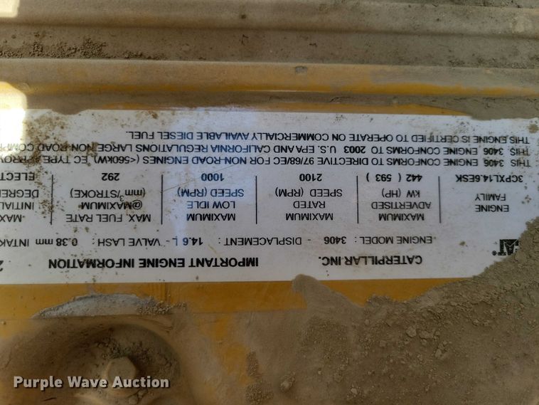 image for item EE0916 2004 Caterpillar 740 articulated haul truck