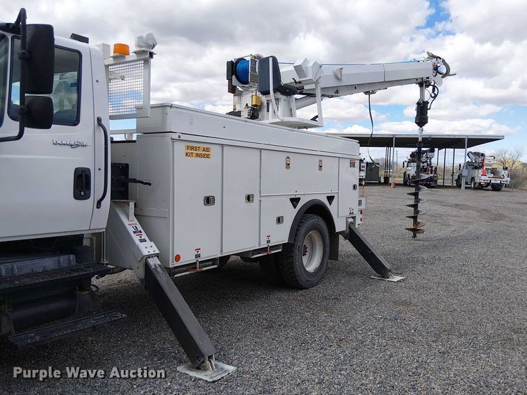 image for item EE5250 2012 International MA035 digger derrick truck