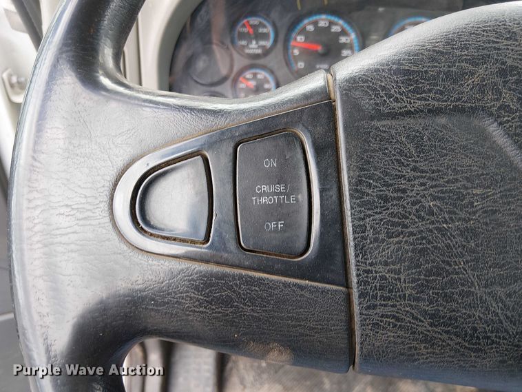 image for item EE5250 2012 International MA035 digger derrick truck