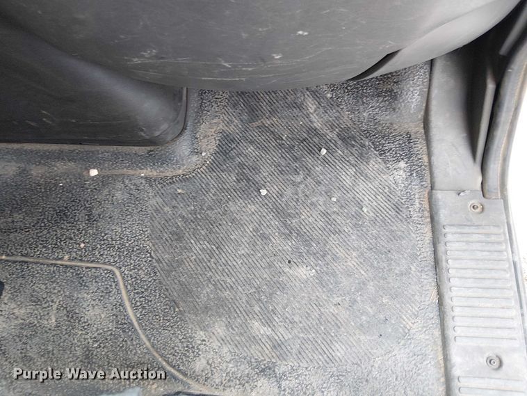 image for item EE5250 2012 International MA035 digger derrick truck