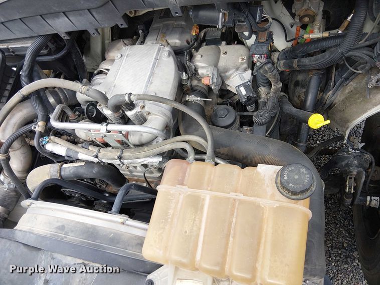 image for item EE5250 2012 International MA035 digger derrick truck